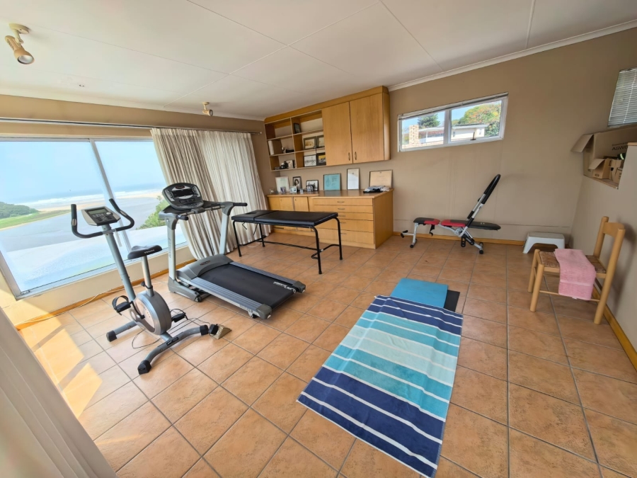 3 Bedroom Property for Sale in Bonza Bay Eastern Cape